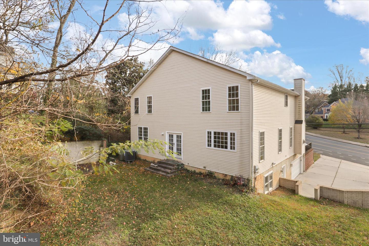 2659 MILITARY RD, ARLINGTON, Virginia 22207, 5 Bedrooms Bedrooms, ,4 BathroomsBathrooms,Residential,For sale,2659 MILITARY RD,VAAR2065136 MLS # VAAR2065136 2659 MILITARY RD, ARLINGTON, Virginia 22207, 5 Bedrooms Bedrooms, ,4 BathroomsBathrooms,Residential,For sale,2659 MILITARY RD,VAAR2065136 MLS # VAAR2065136