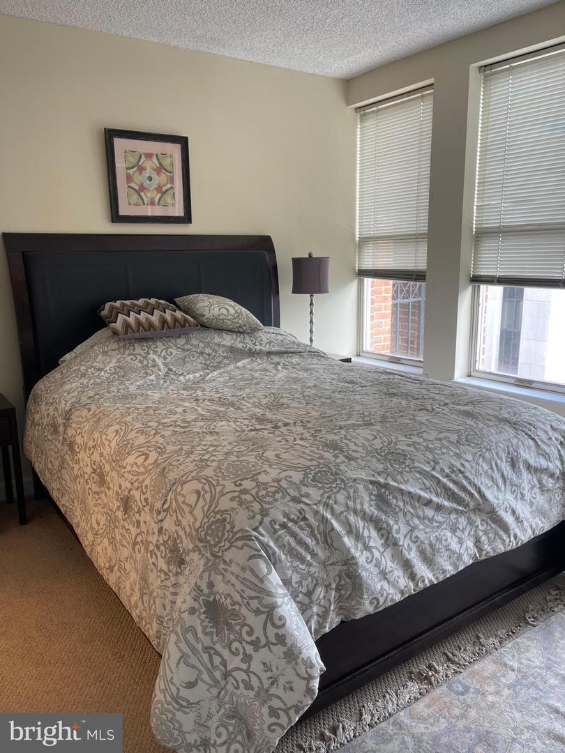 601 PENNSYLVANIA AVE NW #710, WASHINGTON, District Of Columbia 20004, 1 Bedroom Bedrooms, ,1 BathroomBathrooms,Residential,For sale,601 PENNSYLVANIA AVE NW #710,DCDC2229310 MLS # DCDC2229310 601 PENNSYLVANIA AVE NW #710, WASHINGTON, District Of Columbia 20004, 1 Bedroom Bedrooms, ,1 BathroomBathrooms,Residential,For sale,601 PENNSYLVANIA AVE NW #710,DCDC2229310 MLS # DCDC2229310