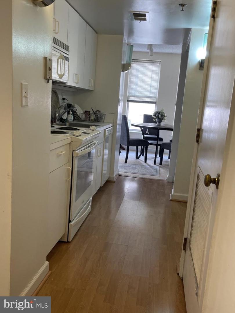 601 PENNSYLVANIA AVE NW #710, WASHINGTON, District Of Columbia 20004, 1 Bedroom Bedrooms, ,1 BathroomBathrooms,Residential,For sale,601 PENNSYLVANIA AVE NW #710,DCDC2229310 MLS # DCDC2229310 601 PENNSYLVANIA AVE NW #710, WASHINGTON, District Of Columbia 20004, 1 Bedroom Bedrooms, ,1 BathroomBathrooms,Residential,For sale,601 PENNSYLVANIA AVE NW #710,DCDC2229310 MLS # DCDC2229310