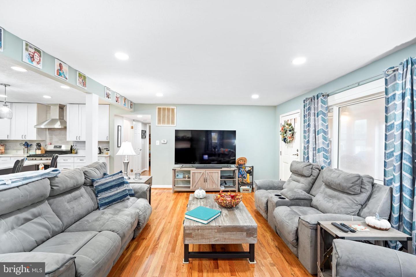 10012 ELLIS RD, MANASSAS, Virginia 20111, 4 Bedrooms Bedrooms, ,2 BathroomsBathrooms,Residential,For sale,10012 ELLIS RD,VAPW2107208 MLS # VAPW2107208