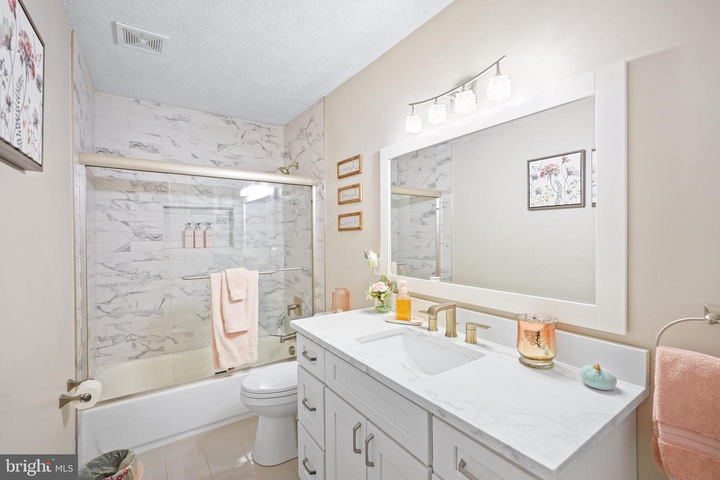 10012 ELLIS RD, MANASSAS, Virginia 20111, 4 Bedrooms Bedrooms, ,2 BathroomsBathrooms,Residential,For sale,10012 ELLIS RD,VAPW2107208 MLS # VAPW2107208