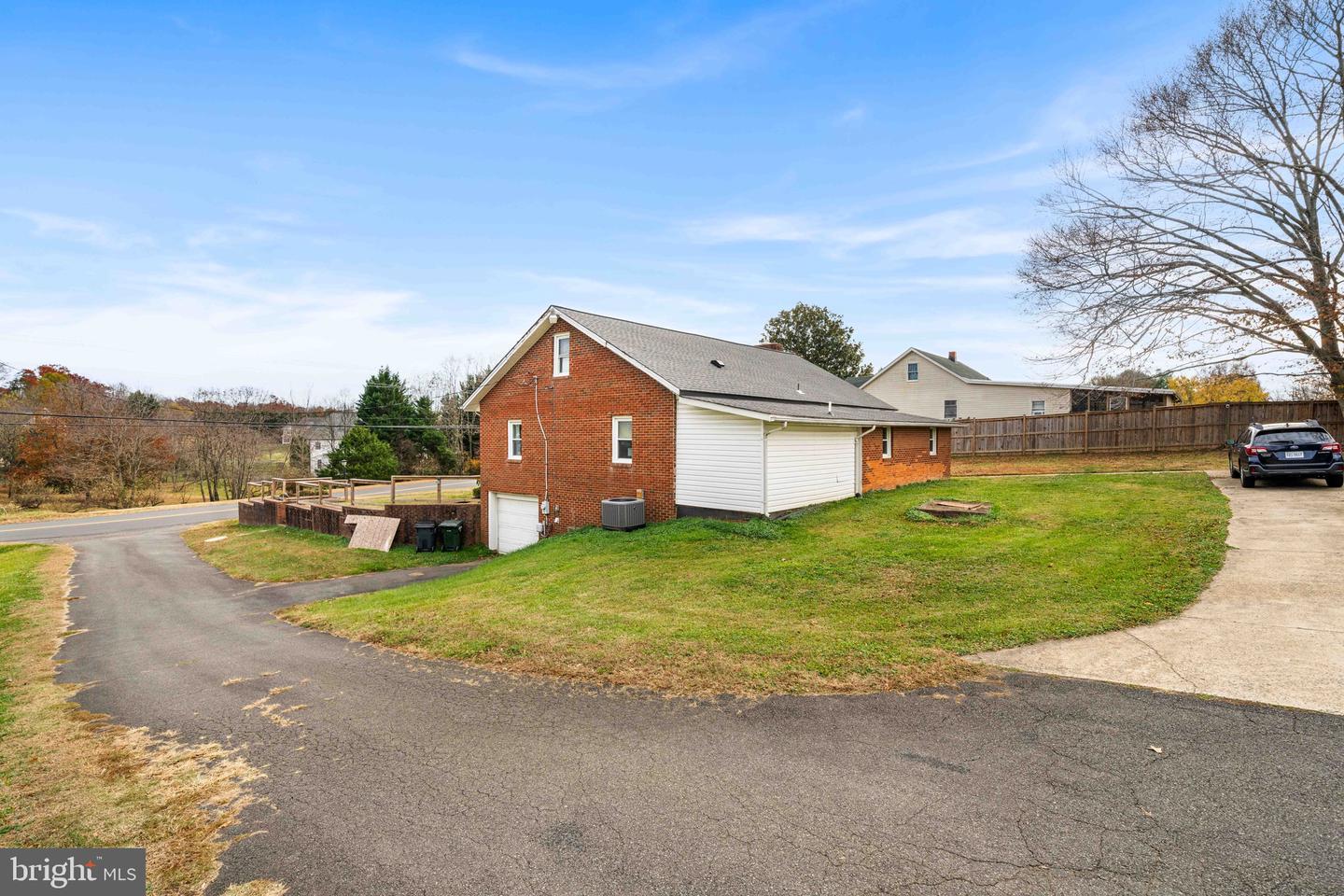 10012 ELLIS RD, MANASSAS, Virginia 20111, 4 Bedrooms Bedrooms, ,2 BathroomsBathrooms,Residential,For sale,10012 ELLIS RD,VAPW2107208 MLS # VAPW2107208