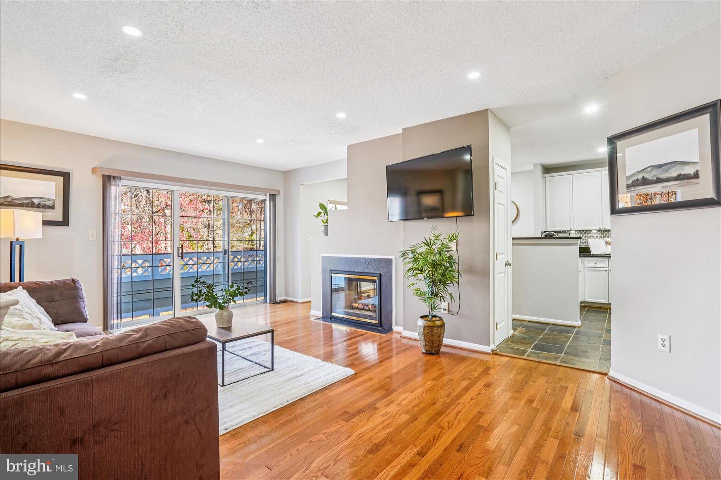 14423 GLENCREST CIR #123, CENTREVILLE, Virginia 20120, 3 Bedrooms Bedrooms, ,2 BathroomsBathrooms,Residential,For sale,14423 GLENCREST CIR #123,VAFX2277472 MLS # VAFX2277472 14423 GLENCREST CIR #123, CENTREVILLE, Virginia 20120, 3 Bedrooms Bedrooms, ,2 BathroomsBathrooms,Residential,For sale,14423 GLENCREST CIR #123,VAFX2277472 MLS # VAFX2277472