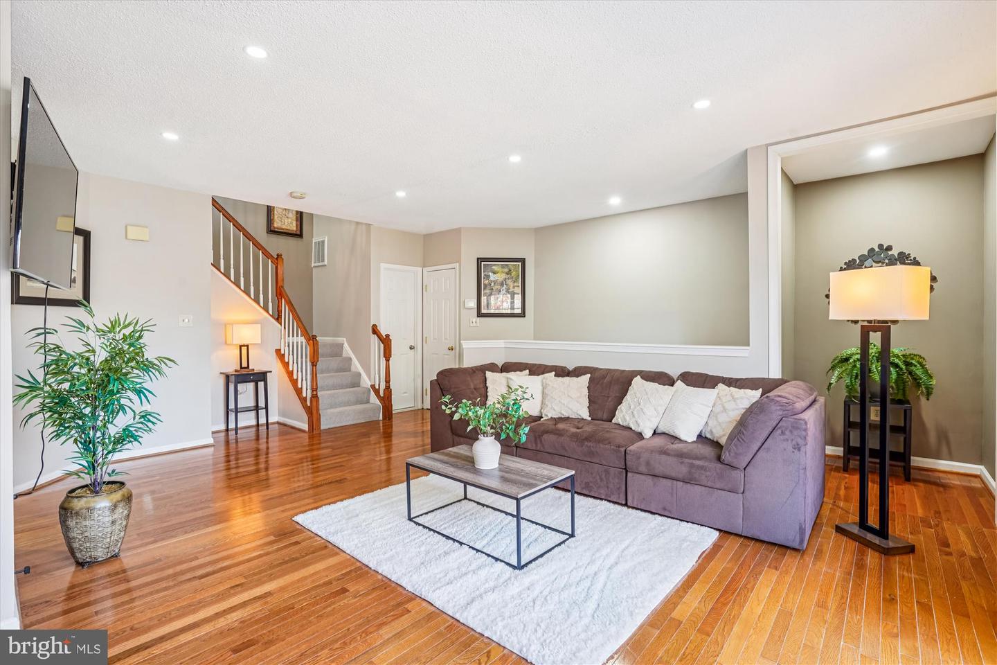 14423 GLENCREST CIR #123, CENTREVILLE, Virginia 20120, 3 Bedrooms Bedrooms, ,2 BathroomsBathrooms,Residential,For sale,14423 GLENCREST CIR #123,VAFX2277472 MLS # VAFX2277472 14423 GLENCREST CIR #123, CENTREVILLE, Virginia 20120, 3 Bedrooms Bedrooms, ,2 BathroomsBathrooms,Residential,For sale,14423 GLENCREST CIR #123,VAFX2277472 MLS # VAFX2277472