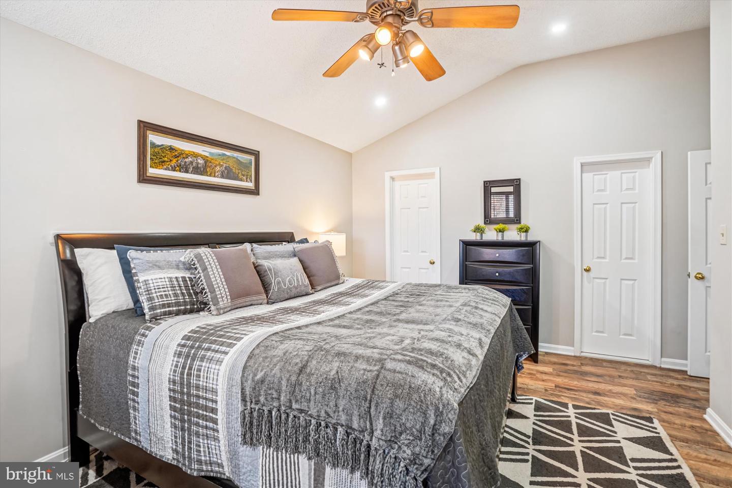 14423 GLENCREST CIR #123, CENTREVILLE, Virginia 20120, 3 Bedrooms Bedrooms, ,2 BathroomsBathrooms,Residential,For sale,14423 GLENCREST CIR #123,VAFX2277472 MLS # VAFX2277472 14423 GLENCREST CIR #123, CENTREVILLE, Virginia 20120, 3 Bedrooms Bedrooms, ,2 BathroomsBathrooms,Residential,For sale,14423 GLENCREST CIR #123,VAFX2277472 MLS # VAFX2277472