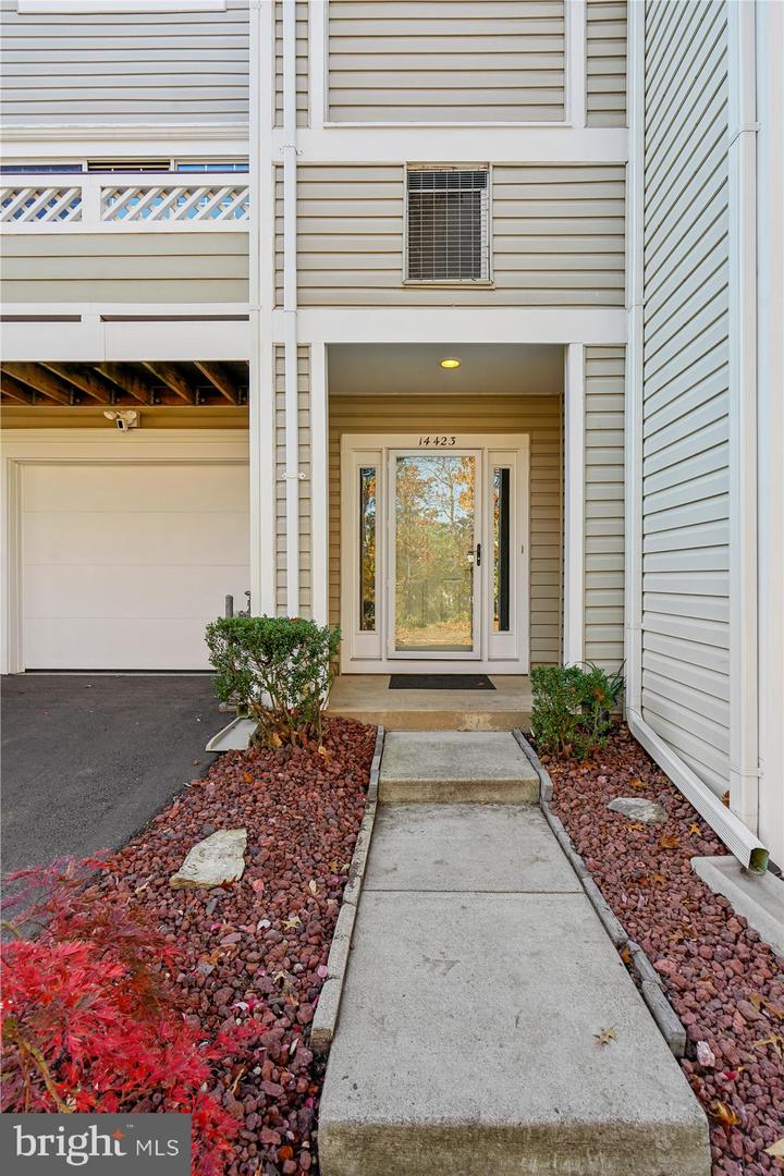 14423 GLENCREST CIR #123, CENTREVILLE, Virginia 20120, 3 Bedrooms Bedrooms, ,2 BathroomsBathrooms,Residential,For sale,14423 GLENCREST CIR #123,VAFX2277472 MLS # VAFX2277472 14423 GLENCREST CIR #123, CENTREVILLE, Virginia 20120, 3 Bedrooms Bedrooms, ,2 BathroomsBathrooms,Residential,For sale,14423 GLENCREST CIR #123,VAFX2277472 MLS # VAFX2277472