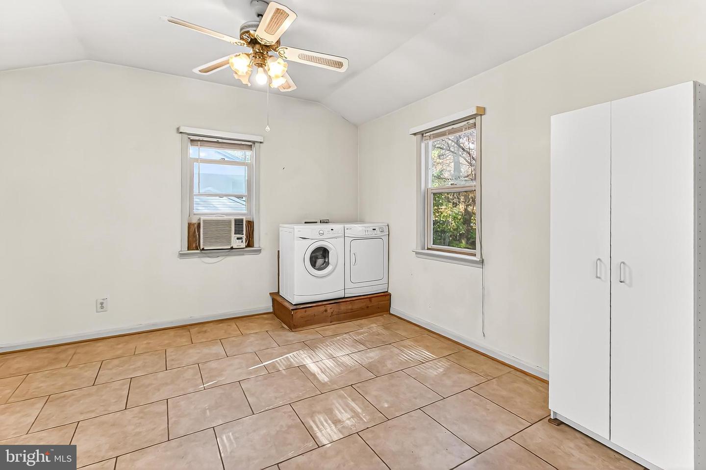 11415 FAIRFAX STATION RD, FAIRFAX STATION, Virginia 22039, 2 Bedrooms Bedrooms, ,1 BathroomBathrooms,Residential,For sale,11415 FAIRFAX STATION RD,VAFX2277602 MLS # VAFX2277602 11415 FAIRFAX STATION RD, FAIRFAX STATION, Virginia 22039, 2 Bedrooms Bedrooms, ,1 BathroomBathrooms,Residential,For sale,11415 FAIRFAX STATION RD,VAFX2277602 MLS # VAFX2277602