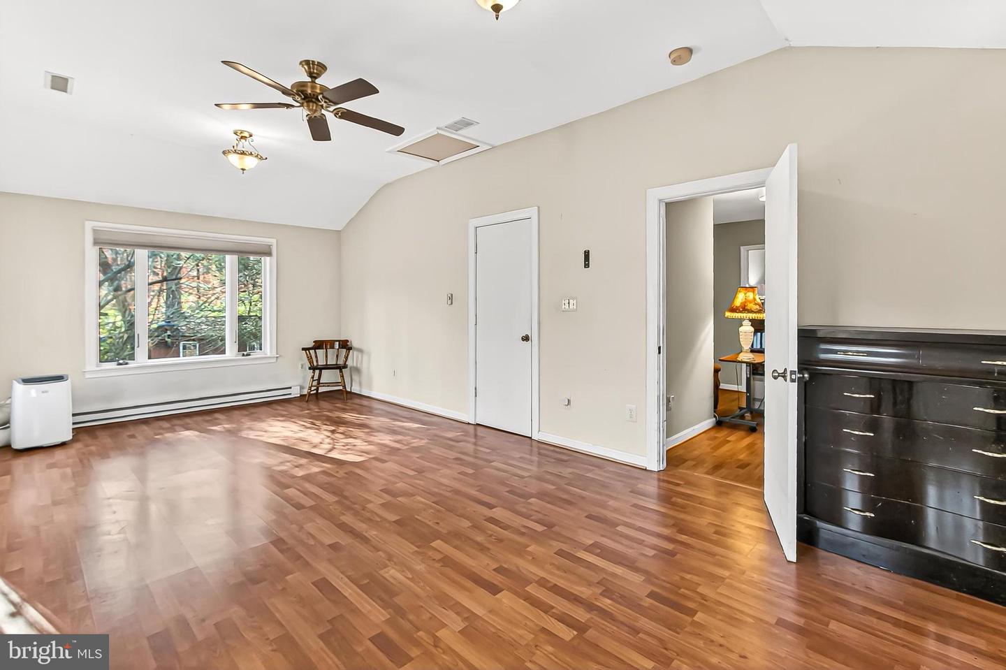 11415 FAIRFAX STATION RD, FAIRFAX STATION, Virginia 22039, 2 Bedrooms Bedrooms, ,1 BathroomBathrooms,Residential,For sale,11415 FAIRFAX STATION RD,VAFX2277602 MLS # VAFX2277602 11415 FAIRFAX STATION RD, FAIRFAX STATION, Virginia 22039, 2 Bedrooms Bedrooms, ,1 BathroomBathrooms,Residential,For sale,11415 FAIRFAX STATION RD,VAFX2277602 MLS # VAFX2277602