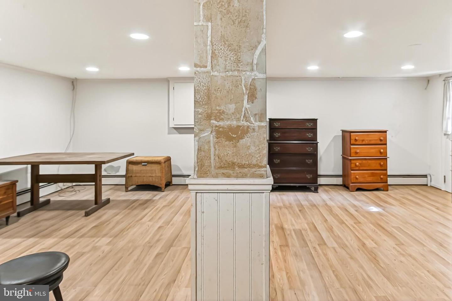 11415 FAIRFAX STATION RD, FAIRFAX STATION, Virginia 22039, 2 Bedrooms Bedrooms, ,1 BathroomBathrooms,Residential,For sale,11415 FAIRFAX STATION RD,VAFX2277602 MLS # VAFX2277602 11415 FAIRFAX STATION RD, FAIRFAX STATION, Virginia 22039, 2 Bedrooms Bedrooms, ,1 BathroomBathrooms,Residential,For sale,11415 FAIRFAX STATION RD,VAFX2277602 MLS # VAFX2277602