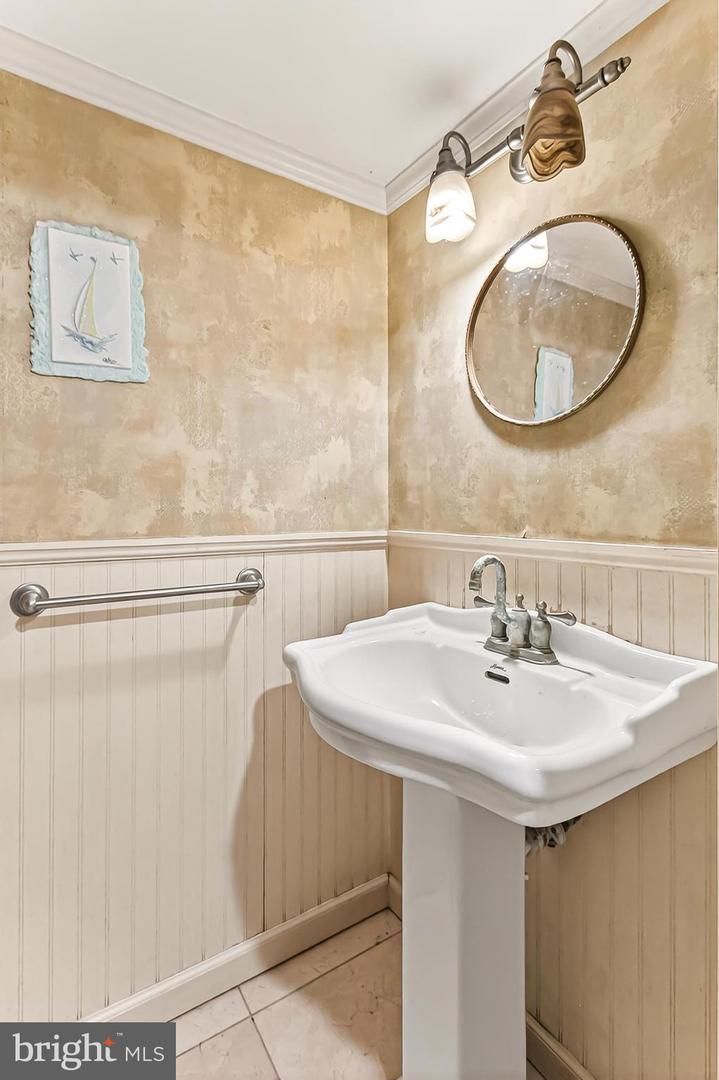 11415 FAIRFAX STATION RD, FAIRFAX STATION, Virginia 22039, 2 Bedrooms Bedrooms, ,1 BathroomBathrooms,Residential,For sale,11415 FAIRFAX STATION RD,VAFX2277602 MLS # VAFX2277602 11415 FAIRFAX STATION RD, FAIRFAX STATION, Virginia 22039, 2 Bedrooms Bedrooms, ,1 BathroomBathrooms,Residential,For sale,11415 FAIRFAX STATION RD,VAFX2277602 MLS # VAFX2277602