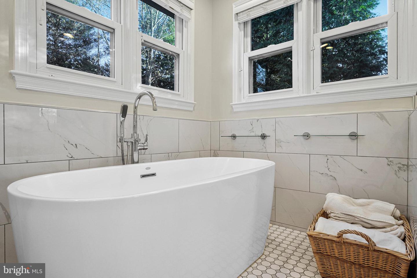 13953 OLEANDER CT, WOODBRIDGE, Virginia 22193, 6 Bedrooms Bedrooms, ,3 BathroomsBathrooms,Residential,For sale,13953 OLEANDER CT,VAPW2107292 MLS # VAPW2107292 13953 OLEANDER CT, WOODBRIDGE, Virginia 22193, 6 Bedrooms Bedrooms, ,3 BathroomsBathrooms,Residential,For sale,13953 OLEANDER CT,VAPW2107292 MLS # VAPW2107292