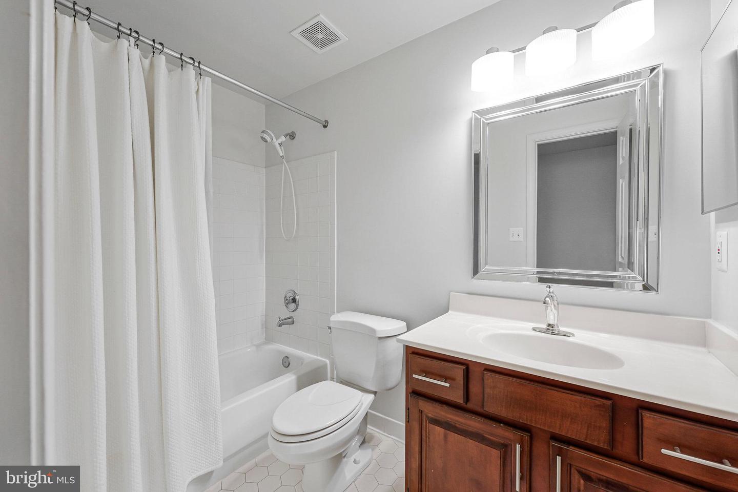 13953 OLEANDER CT, WOODBRIDGE, Virginia 22193, 6 Bedrooms Bedrooms, ,3 BathroomsBathrooms,Residential,For sale,13953 OLEANDER CT,VAPW2107292 MLS # VAPW2107292 13953 OLEANDER CT, WOODBRIDGE, Virginia 22193, 6 Bedrooms Bedrooms, ,3 BathroomsBathrooms,Residential,For sale,13953 OLEANDER CT,VAPW2107292 MLS # VAPW2107292