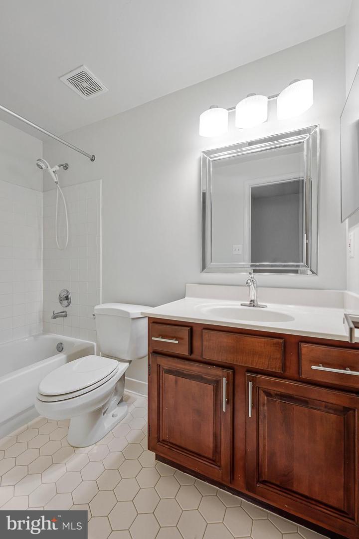 13953 OLEANDER CT, WOODBRIDGE, Virginia 22193, 6 Bedrooms Bedrooms, ,3 BathroomsBathrooms,Residential,For sale,13953 OLEANDER CT,VAPW2107292 MLS # VAPW2107292 13953 OLEANDER CT, WOODBRIDGE, Virginia 22193, 6 Bedrooms Bedrooms, ,3 BathroomsBathrooms,Residential,For sale,13953 OLEANDER CT,VAPW2107292 MLS # VAPW2107292