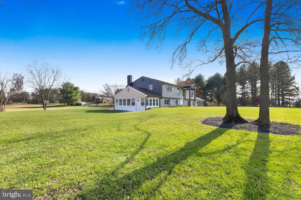 13762 BERLIN TURNPIKE, LOVETTSVILLE, Virginia 20180, 4 Bedrooms Bedrooms, 4 Rooms Rooms,3 BathroomsBathrooms,Residential,For sale,13762 BERLIN TURNPIKE,VALO2110602 MLS # VALO2110602 13762 BERLIN TURNPIKE, LOVETTSVILLE, Virginia 20180, 4 Bedrooms Bedrooms, 4 Rooms Rooms,3 BathroomsBathrooms,Residential,For sale,13762 BERLIN TURNPIKE,VALO2110602 MLS # VALO2110602