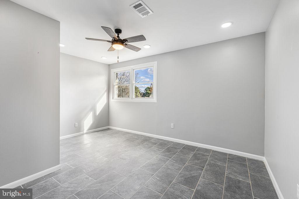 13762 BERLIN TURNPIKE, LOVETTSVILLE, Virginia 20180, 4 Bedrooms Bedrooms, 4 Rooms Rooms,3 BathroomsBathrooms,Residential,For sale,13762 BERLIN TURNPIKE,VALO2110602 MLS # VALO2110602 13762 BERLIN TURNPIKE, LOVETTSVILLE, Virginia 20180, 4 Bedrooms Bedrooms, 4 Rooms Rooms,3 BathroomsBathrooms,Residential,For sale,13762 BERLIN TURNPIKE,VALO2110602 MLS # VALO2110602