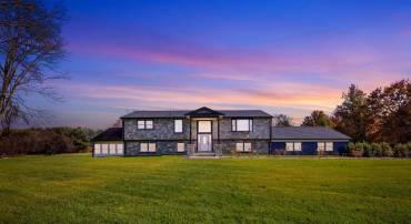 13762 BERLIN TURNPIKE, LOVETTSVILLE, Virginia 20180, 4 Bedrooms Bedrooms, 4 Rooms Rooms,3 BathroomsBathrooms,Residential,For sale,13762 BERLIN TURNPIKE,VALO2110602 MLS # VALO2110602