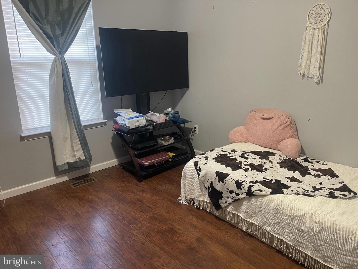 1287 GLEBE HARBOR DR, MONTROSS, Virginia 22520, 3 Bedrooms Bedrooms, 6 Rooms Rooms,2 BathroomsBathrooms,Residential,For sale,1287 GLEBE HARBOR DR,VAWE2010064 MLS # VAWE2010064 1287 GLEBE HARBOR DR, MONTROSS, Virginia 22520, 3 Bedrooms Bedrooms, 6 Rooms Rooms,2 BathroomsBathrooms,Residential,For sale,1287 GLEBE HARBOR DR,VAWE2010064 MLS # VAWE2010064