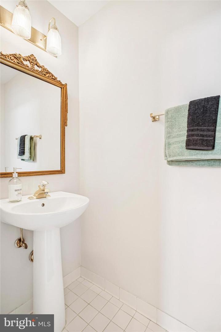 2914 MAINSTONE DR, FAIRFAX, Virginia 22031, 3 Bedrooms Bedrooms, 14 Rooms Rooms,2 BathroomsBathrooms,Residential,For sale,2914 MAINSTONE DR,VAFX2278446 MLS # VAFX2278446 2914 MAINSTONE DR, FAIRFAX, Virginia 22031, 3 Bedrooms Bedrooms, 14 Rooms Rooms,2 BathroomsBathrooms,Residential,For sale,2914 MAINSTONE DR,VAFX2278446 MLS # VAFX2278446