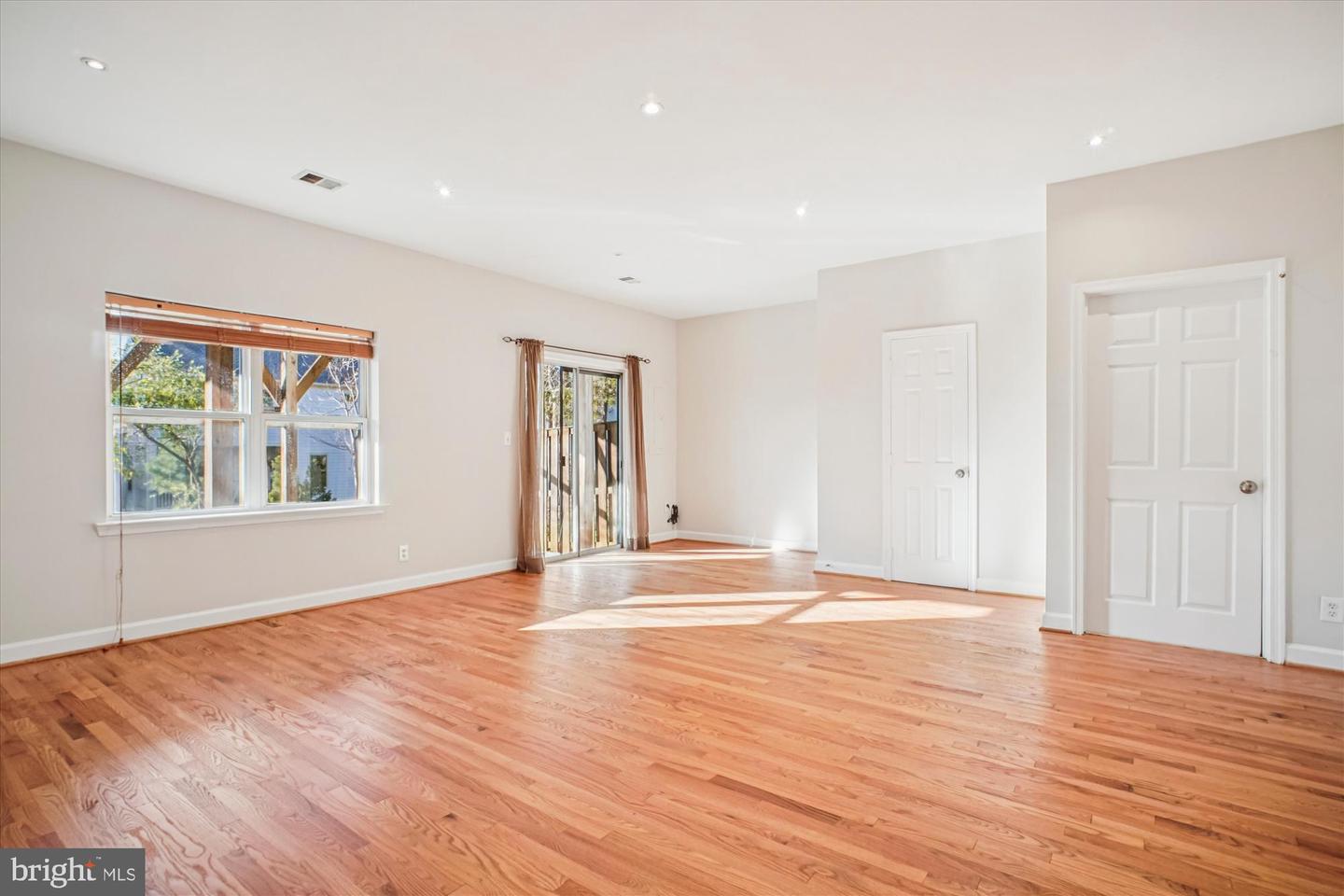 2914 MAINSTONE DR, FAIRFAX, Virginia 22031, 3 Bedrooms Bedrooms, 14 Rooms Rooms,2 BathroomsBathrooms,Residential,For sale,2914 MAINSTONE DR,VAFX2278446 MLS # VAFX2278446 2914 MAINSTONE DR, FAIRFAX, Virginia 22031, 3 Bedrooms Bedrooms, 14 Rooms Rooms,2 BathroomsBathrooms,Residential,For sale,2914 MAINSTONE DR,VAFX2278446 MLS # VAFX2278446