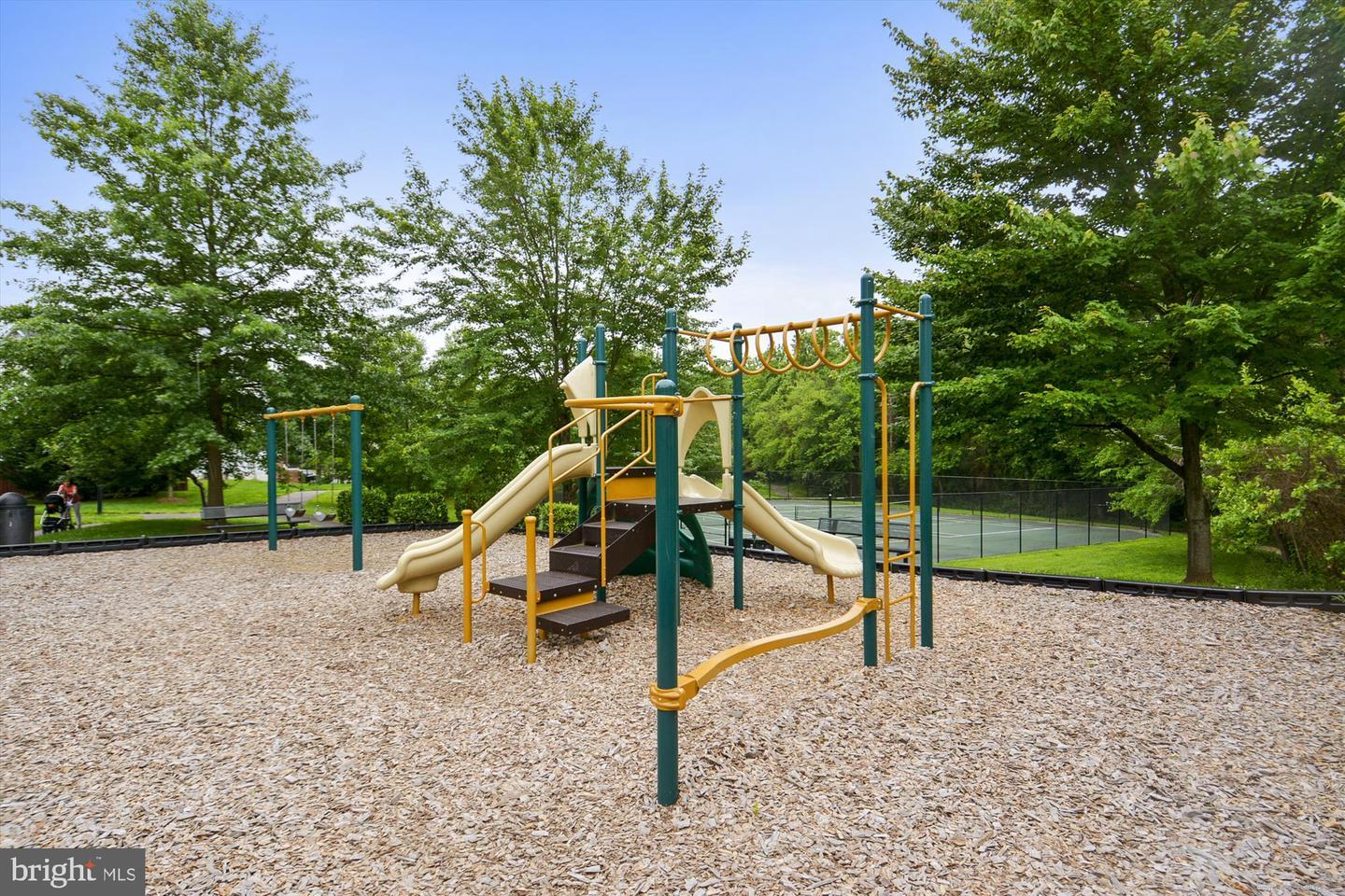 2914 MAINSTONE DR, FAIRFAX, Virginia 22031, 3 Bedrooms Bedrooms, 14 Rooms Rooms,2 BathroomsBathrooms,Residential,For sale,2914 MAINSTONE DR,VAFX2278446 MLS # VAFX2278446 2914 MAINSTONE DR, FAIRFAX, Virginia 22031, 3 Bedrooms Bedrooms, 14 Rooms Rooms,2 BathroomsBathrooms,Residential,For sale,2914 MAINSTONE DR,VAFX2278446 MLS # VAFX2278446