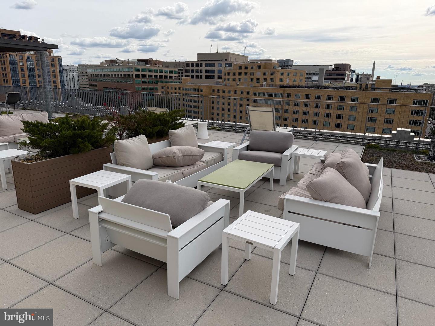 1 SCOTT CIR NW #708, WASHINGTON, District Of Columbia 20036, 1 Bedroom Bedrooms, ,1 BathroomBathrooms,Residential,For sale,1 SCOTT CIR NW #708,DCDC2231142 MLS # DCDC2231142 1 SCOTT CIR NW #708, WASHINGTON, District Of Columbia 20036, 1 Bedroom Bedrooms, ,1 BathroomBathrooms,Residential,For sale,1 SCOTT CIR NW #708,DCDC2231142 MLS # DCDC2231142