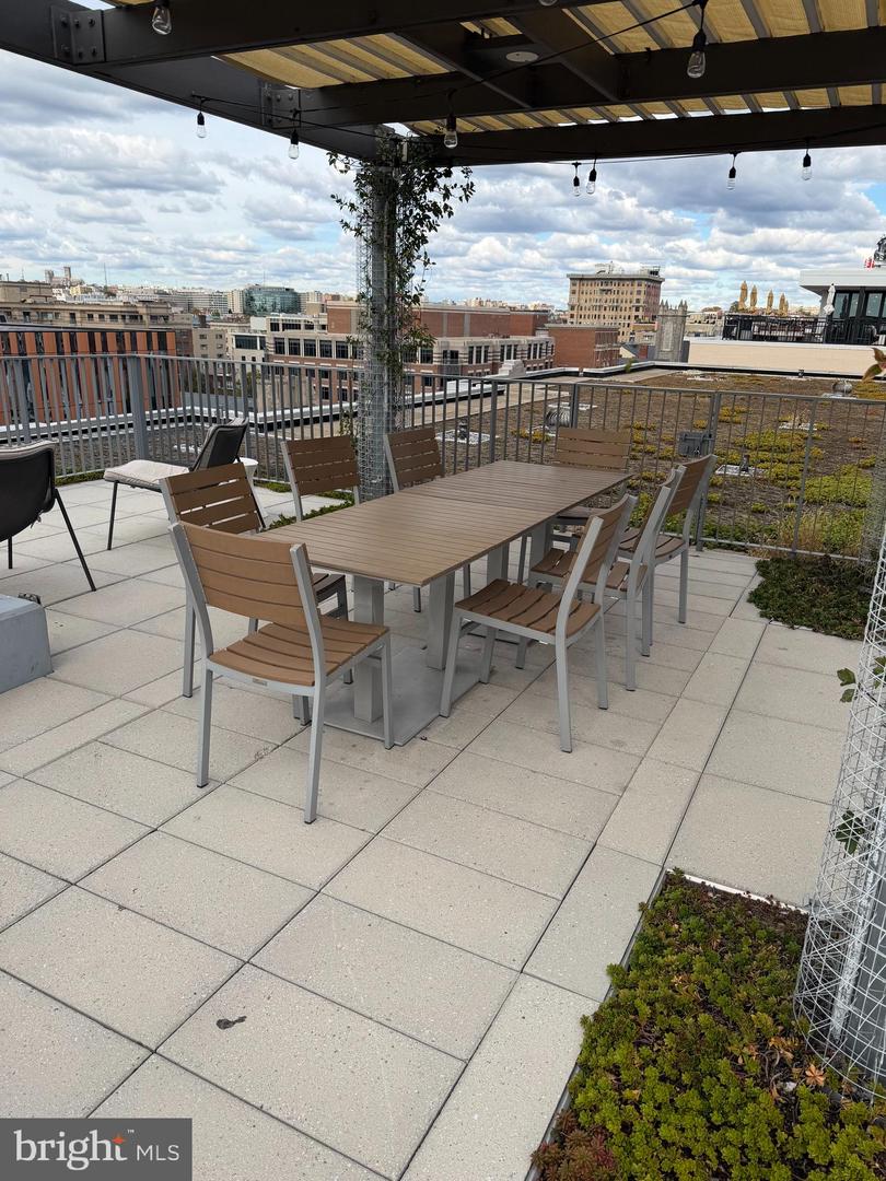 1 SCOTT CIR NW #708, WASHINGTON, District Of Columbia 20036, 1 Bedroom Bedrooms, ,1 BathroomBathrooms,Residential,For sale,1 SCOTT CIR NW #708,DCDC2231142 MLS # DCDC2231142 1 SCOTT CIR NW #708, WASHINGTON, District Of Columbia 20036, 1 Bedroom Bedrooms, ,1 BathroomBathrooms,Residential,For sale,1 SCOTT CIR NW #708,DCDC2231142 MLS # DCDC2231142