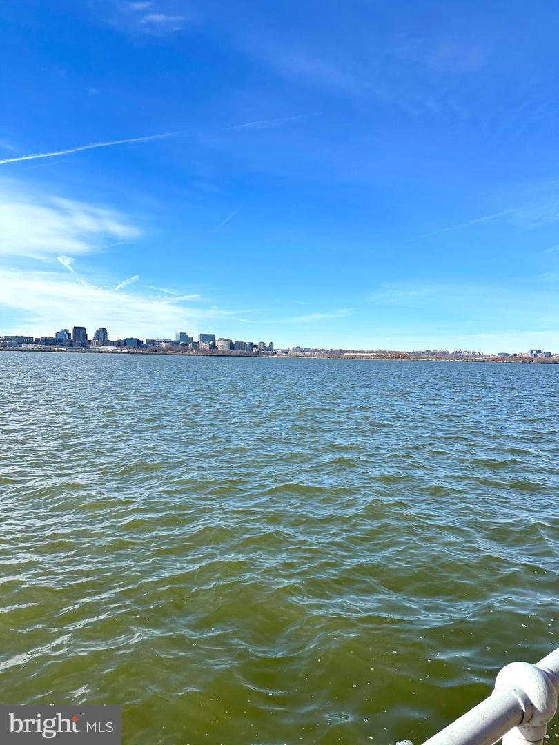 1 SCOTT CIR NW #708, WASHINGTON, District Of Columbia 20036, 1 Bedroom Bedrooms, ,1 BathroomBathrooms,Residential,For sale,1 SCOTT CIR NW #708,DCDC2231142 MLS # DCDC2231142 1 SCOTT CIR NW #708, WASHINGTON, District Of Columbia 20036, 1 Bedroom Bedrooms, ,1 BathroomBathrooms,Residential,For sale,1 SCOTT CIR NW #708,DCDC2231142 MLS # DCDC2231142