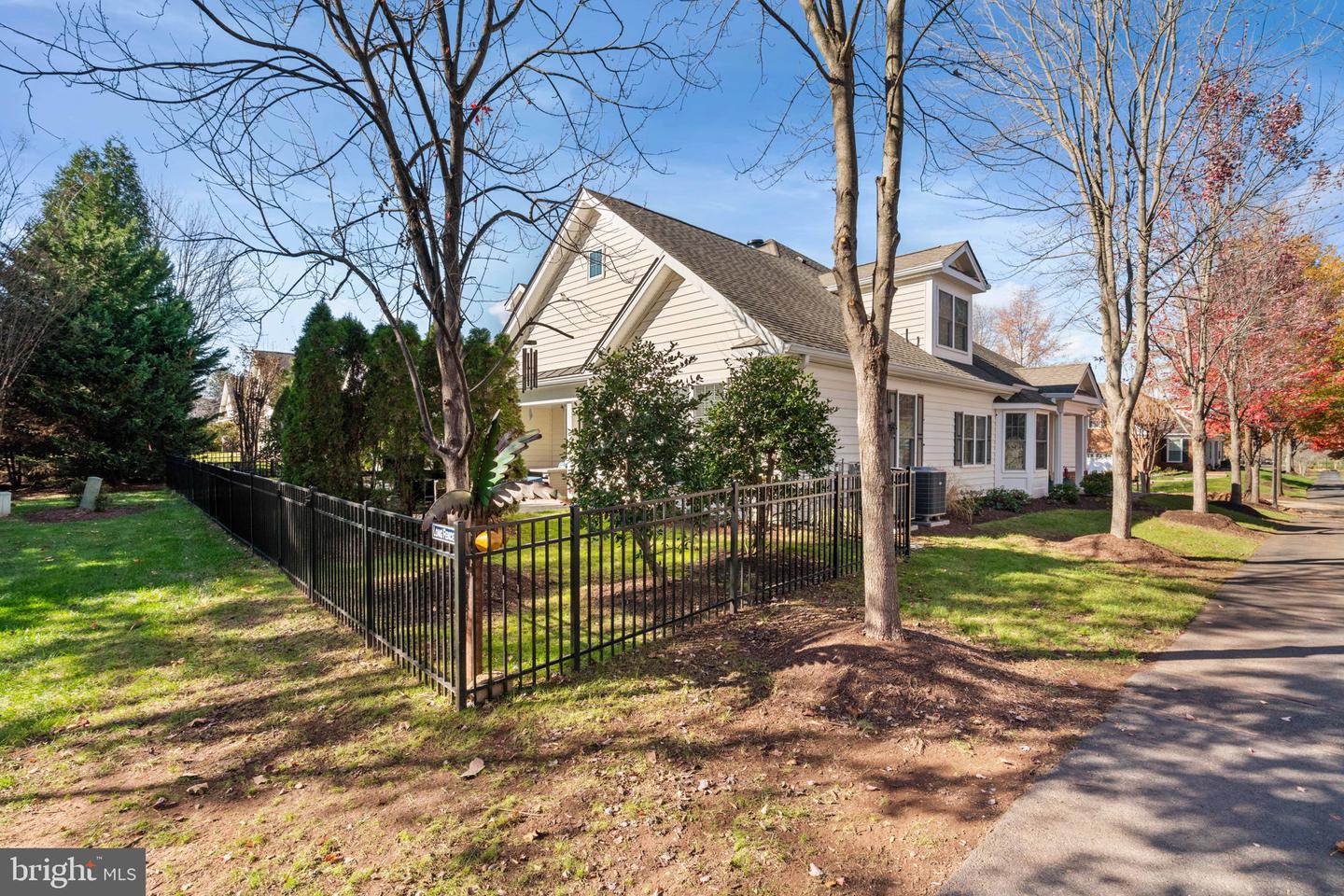 5484 RODRIQUEZ LN, HAYMARKET, Virginia 20169, 3 Bedrooms Bedrooms, ,3 BathroomsBathrooms,Residential,For sale,5484 RODRIQUEZ LN,VAPW2107388 MLS # VAPW2107388 5484 RODRIQUEZ LN, HAYMARKET, Virginia 20169, 3 Bedrooms Bedrooms, ,3 BathroomsBathrooms,Residential,For sale,5484 RODRIQUEZ LN,VAPW2107388 MLS # VAPW2107388