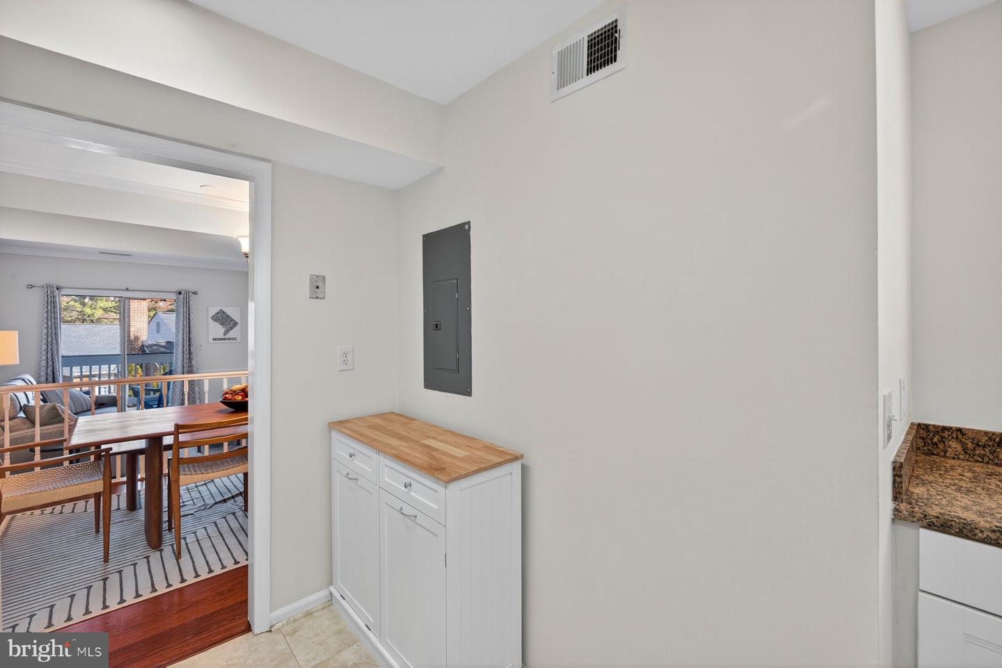 2907 S WOODLEY ST #C, ARLINGTON, Virginia 22206, 2 Bedrooms Bedrooms, 8 Rooms Rooms,2 BathroomsBathrooms,Residential,For sale,2907 S WOODLEY ST #C,VAAR2065792 MLS # VAAR2065792 2907 S WOODLEY ST #C, ARLINGTON, Virginia 22206, 2 Bedrooms Bedrooms, 8 Rooms Rooms,2 BathroomsBathrooms,Residential,For sale,2907 S WOODLEY ST #C,VAAR2065792 MLS # VAAR2065792