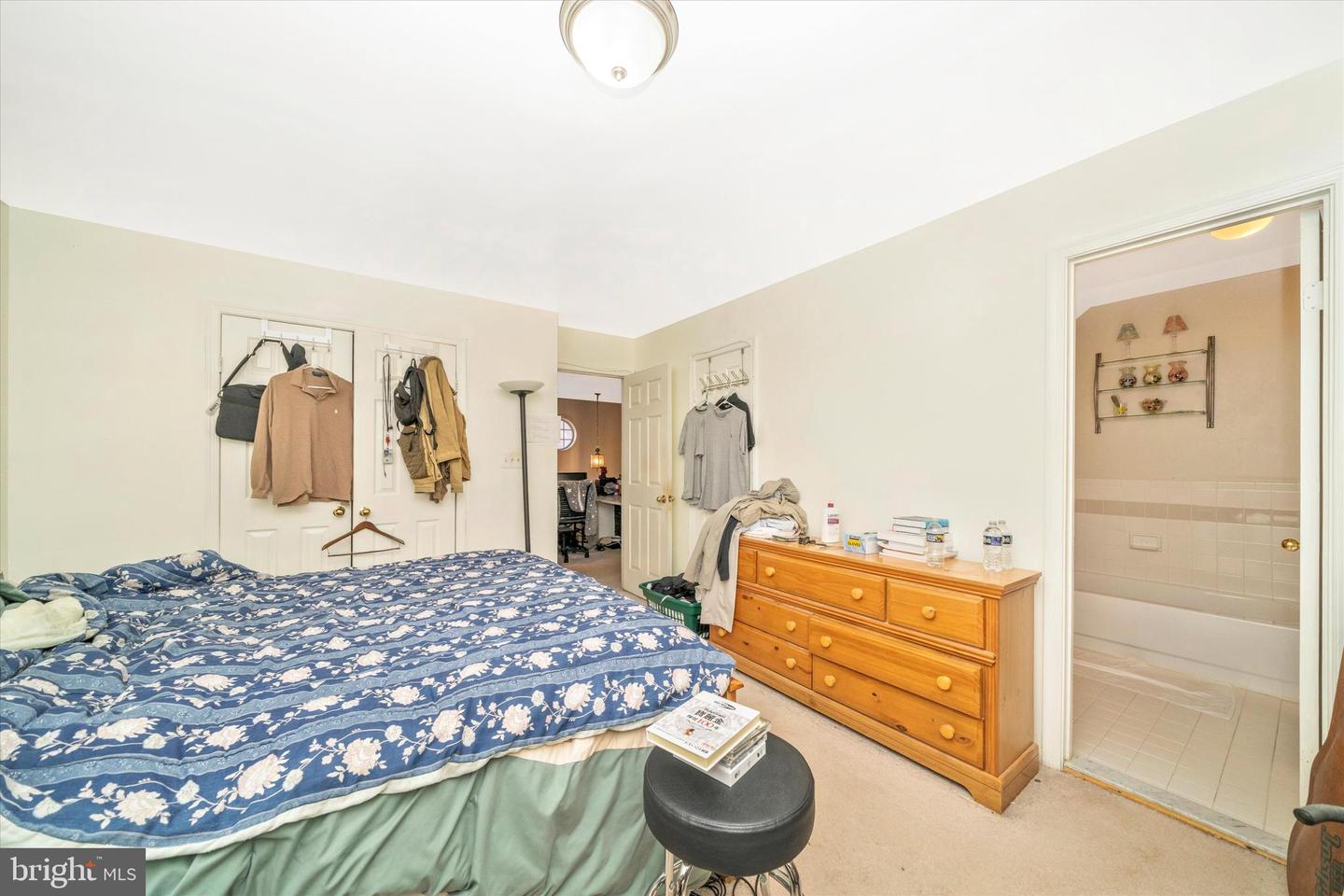 5405 MIDDLEBOURNE LN, CENTREVILLE, Virginia 20120, 3 Bedrooms Bedrooms, ,2 BathroomsBathrooms,Residential,For sale,5405 MIDDLEBOURNE LN,VAFX2278460 MLS # VAFX2278460 5405 MIDDLEBOURNE LN, CENTREVILLE, Virginia 20120, 3 Bedrooms Bedrooms, ,2 BathroomsBathrooms,Residential,For sale,5405 MIDDLEBOURNE LN,VAFX2278460 MLS # VAFX2278460