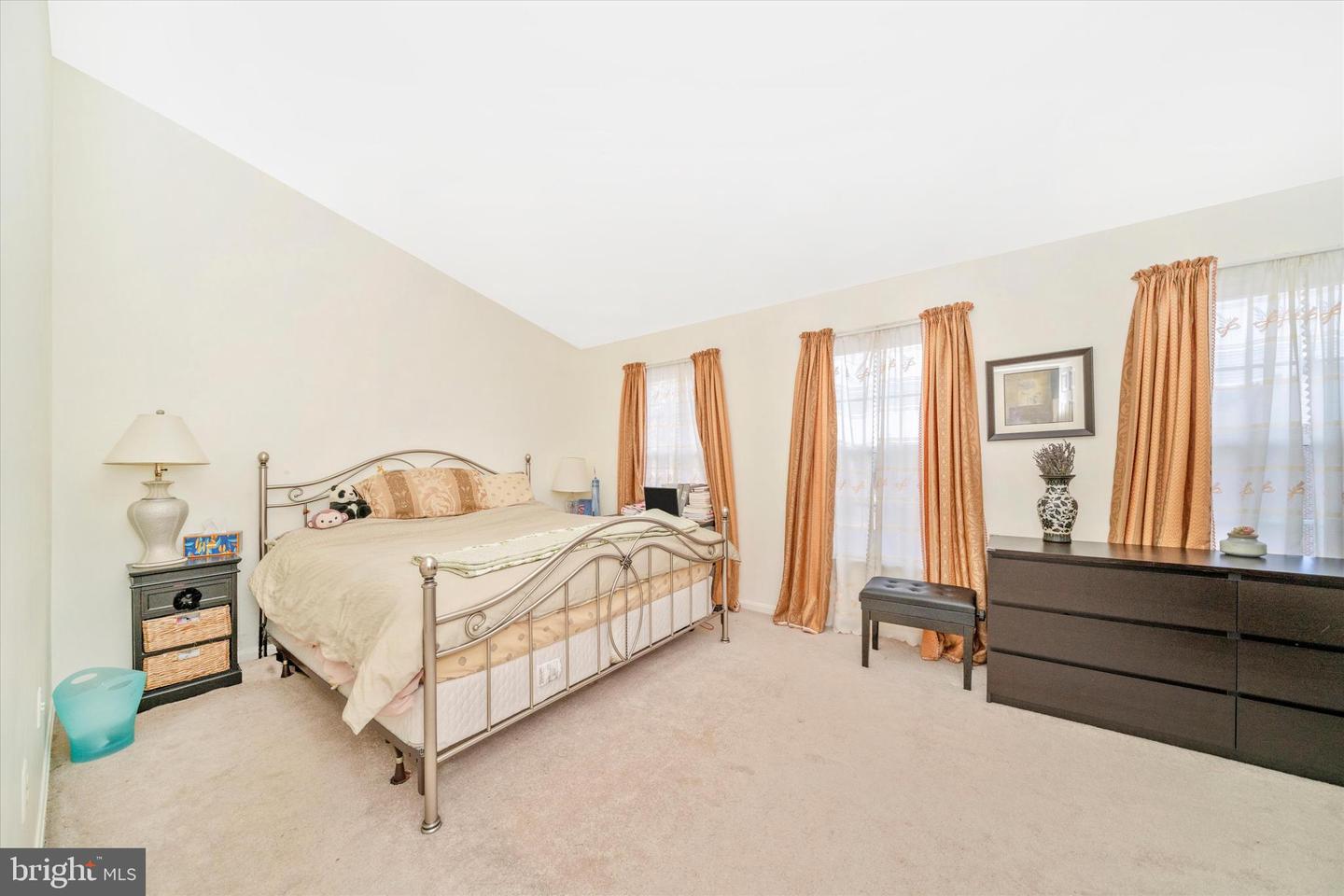 5405 MIDDLEBOURNE LN, CENTREVILLE, Virginia 20120, 3 Bedrooms Bedrooms, ,2 BathroomsBathrooms,Residential,For sale,5405 MIDDLEBOURNE LN,VAFX2278460 MLS # VAFX2278460 5405 MIDDLEBOURNE LN, CENTREVILLE, Virginia 20120, 3 Bedrooms Bedrooms, ,2 BathroomsBathrooms,Residential,For sale,5405 MIDDLEBOURNE LN,VAFX2278460 MLS # VAFX2278460