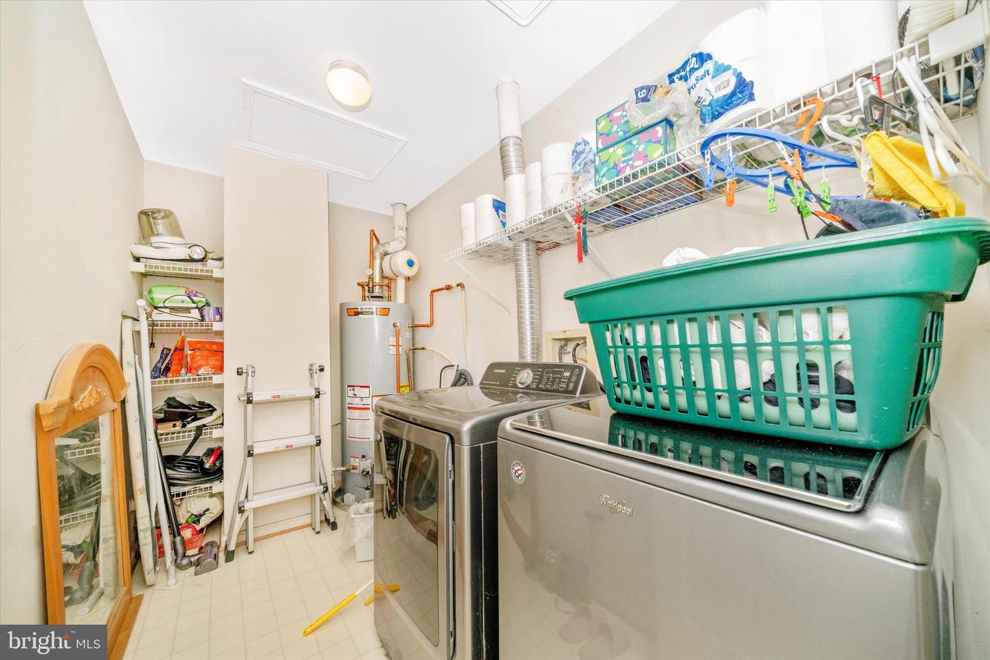 5405 MIDDLEBOURNE LN, CENTREVILLE, Virginia 20120, 3 Bedrooms Bedrooms, ,2 BathroomsBathrooms,Residential,For sale,5405 MIDDLEBOURNE LN,VAFX2278460 MLS # VAFX2278460 5405 MIDDLEBOURNE LN, CENTREVILLE, Virginia 20120, 3 Bedrooms Bedrooms, ,2 BathroomsBathrooms,Residential,For sale,5405 MIDDLEBOURNE LN,VAFX2278460 MLS # VAFX2278460