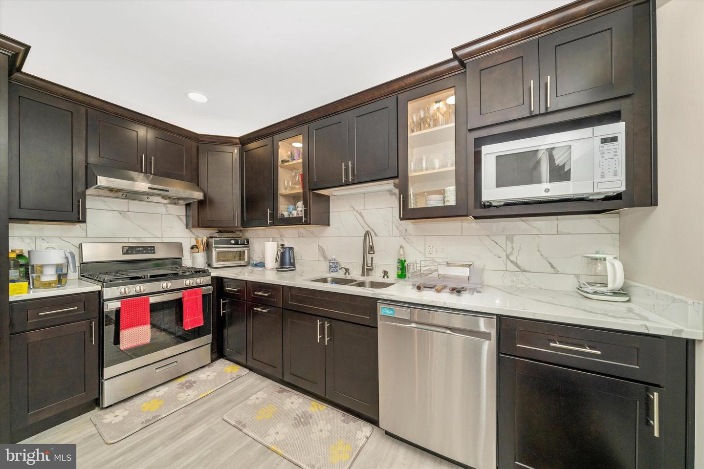 5405 MIDDLEBOURNE LN, CENTREVILLE, Virginia 20120, 3 Bedrooms Bedrooms, ,2 BathroomsBathrooms,Residential,For sale,5405 MIDDLEBOURNE LN,VAFX2278460 MLS # VAFX2278460 5405 MIDDLEBOURNE LN, CENTREVILLE, Virginia 20120, 3 Bedrooms Bedrooms, ,2 BathroomsBathrooms,Residential,For sale,5405 MIDDLEBOURNE LN,VAFX2278460 MLS # VAFX2278460