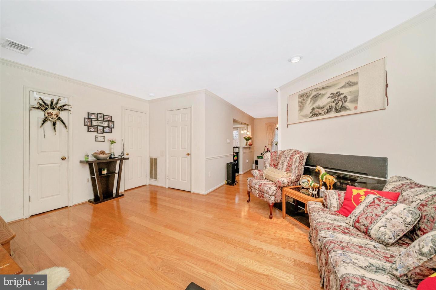 5405 MIDDLEBOURNE LN, CENTREVILLE, Virginia 20120, 3 Bedrooms Bedrooms, ,2 BathroomsBathrooms,Residential,For sale,5405 MIDDLEBOURNE LN,VAFX2278460 MLS # VAFX2278460 5405 MIDDLEBOURNE LN, CENTREVILLE, Virginia 20120, 3 Bedrooms Bedrooms, ,2 BathroomsBathrooms,Residential,For sale,5405 MIDDLEBOURNE LN,VAFX2278460 MLS # VAFX2278460