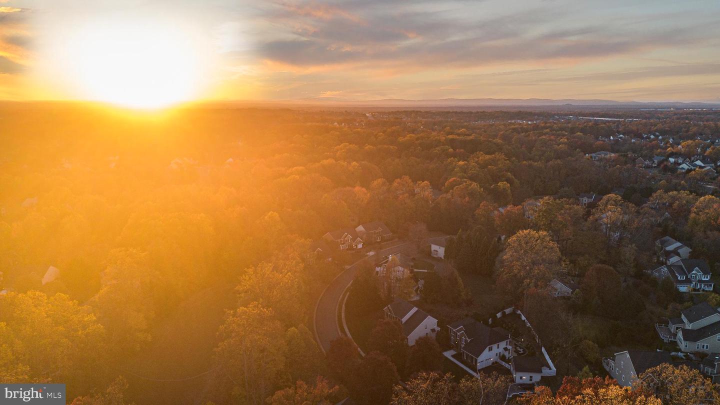 12882 CROUCH DR, FAIRFAX, Virginia 22030, 5 Bedrooms Bedrooms, ,4 BathroomsBathrooms,Residential,For sale,12882 CROUCH DR,VAFX2278164 MLS # VAFX2278164 12882 CROUCH DR, FAIRFAX, Virginia 22030, 5 Bedrooms Bedrooms, ,4 BathroomsBathrooms,Residential,For sale,12882 CROUCH DR,VAFX2278164 MLS # VAFX2278164