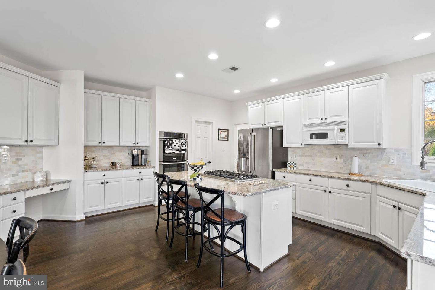 12882 CROUCH DR, FAIRFAX, Virginia 22030, 5 Bedrooms Bedrooms, ,4 BathroomsBathrooms,Residential,For sale,12882 CROUCH DR,VAFX2278164 MLS # VAFX2278164 12882 CROUCH DR, FAIRFAX, Virginia 22030, 5 Bedrooms Bedrooms, ,4 BathroomsBathrooms,Residential,For sale,12882 CROUCH DR,VAFX2278164 MLS # VAFX2278164