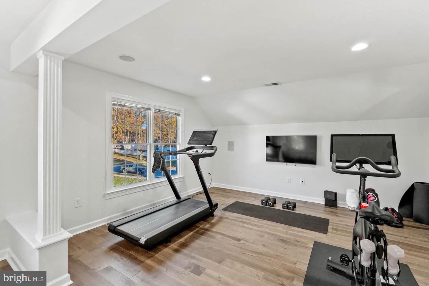 12882 CROUCH DR, FAIRFAX, Virginia 22030, 5 Bedrooms Bedrooms, ,4 BathroomsBathrooms,Residential,For sale,12882 CROUCH DR,VAFX2278164 MLS # VAFX2278164 12882 CROUCH DR, FAIRFAX, Virginia 22030, 5 Bedrooms Bedrooms, ,4 BathroomsBathrooms,Residential,For sale,12882 CROUCH DR,VAFX2278164 MLS # VAFX2278164