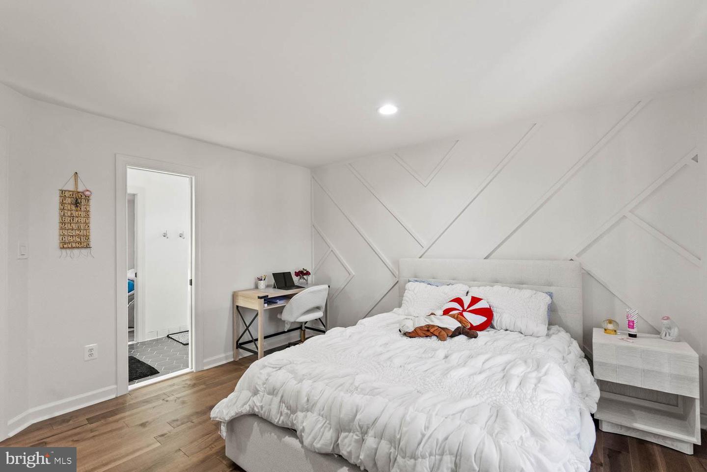 12882 CROUCH DR, FAIRFAX, Virginia 22030, 5 Bedrooms Bedrooms, ,4 BathroomsBathrooms,Residential,For sale,12882 CROUCH DR,VAFX2278164 MLS # VAFX2278164 12882 CROUCH DR, FAIRFAX, Virginia 22030, 5 Bedrooms Bedrooms, ,4 BathroomsBathrooms,Residential,For sale,12882 CROUCH DR,VAFX2278164 MLS # VAFX2278164