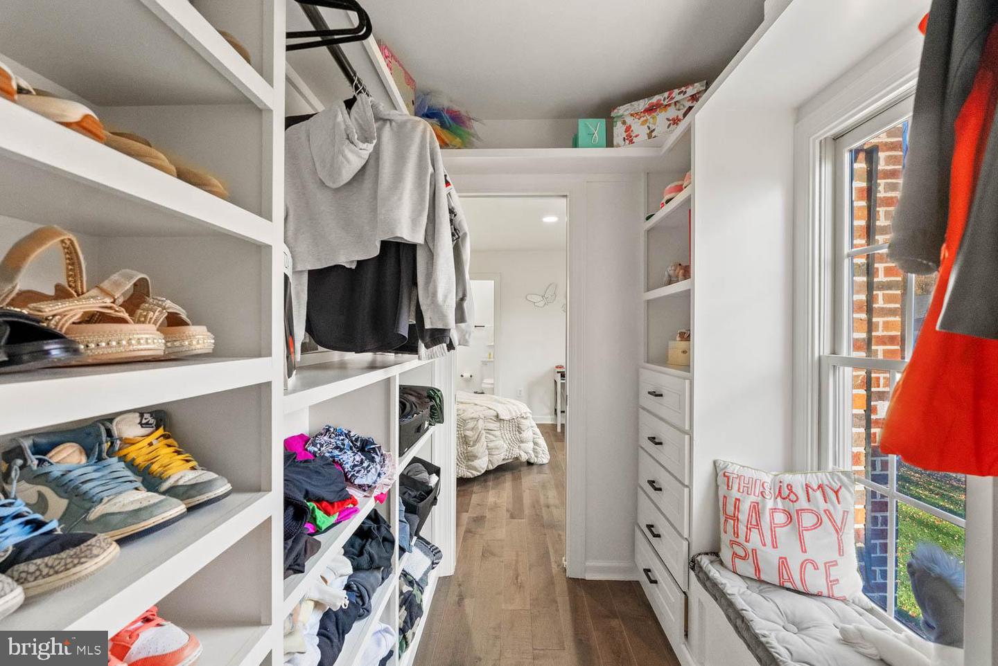 12882 CROUCH DR, FAIRFAX, Virginia 22030, 5 Bedrooms Bedrooms, ,4 BathroomsBathrooms,Residential,For sale,12882 CROUCH DR,VAFX2278164 MLS # VAFX2278164 12882 CROUCH DR, FAIRFAX, Virginia 22030, 5 Bedrooms Bedrooms, ,4 BathroomsBathrooms,Residential,For sale,12882 CROUCH DR,VAFX2278164 MLS # VAFX2278164