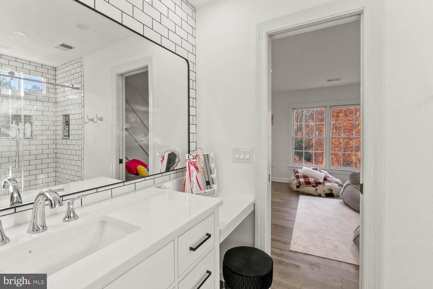 12882 CROUCH DR, FAIRFAX, Virginia 22030, 5 Bedrooms Bedrooms, ,4 BathroomsBathrooms,Residential,For sale,12882 CROUCH DR,VAFX2278164 MLS # VAFX2278164 12882 CROUCH DR, FAIRFAX, Virginia 22030, 5 Bedrooms Bedrooms, ,4 BathroomsBathrooms,Residential,For sale,12882 CROUCH DR,VAFX2278164 MLS # VAFX2278164