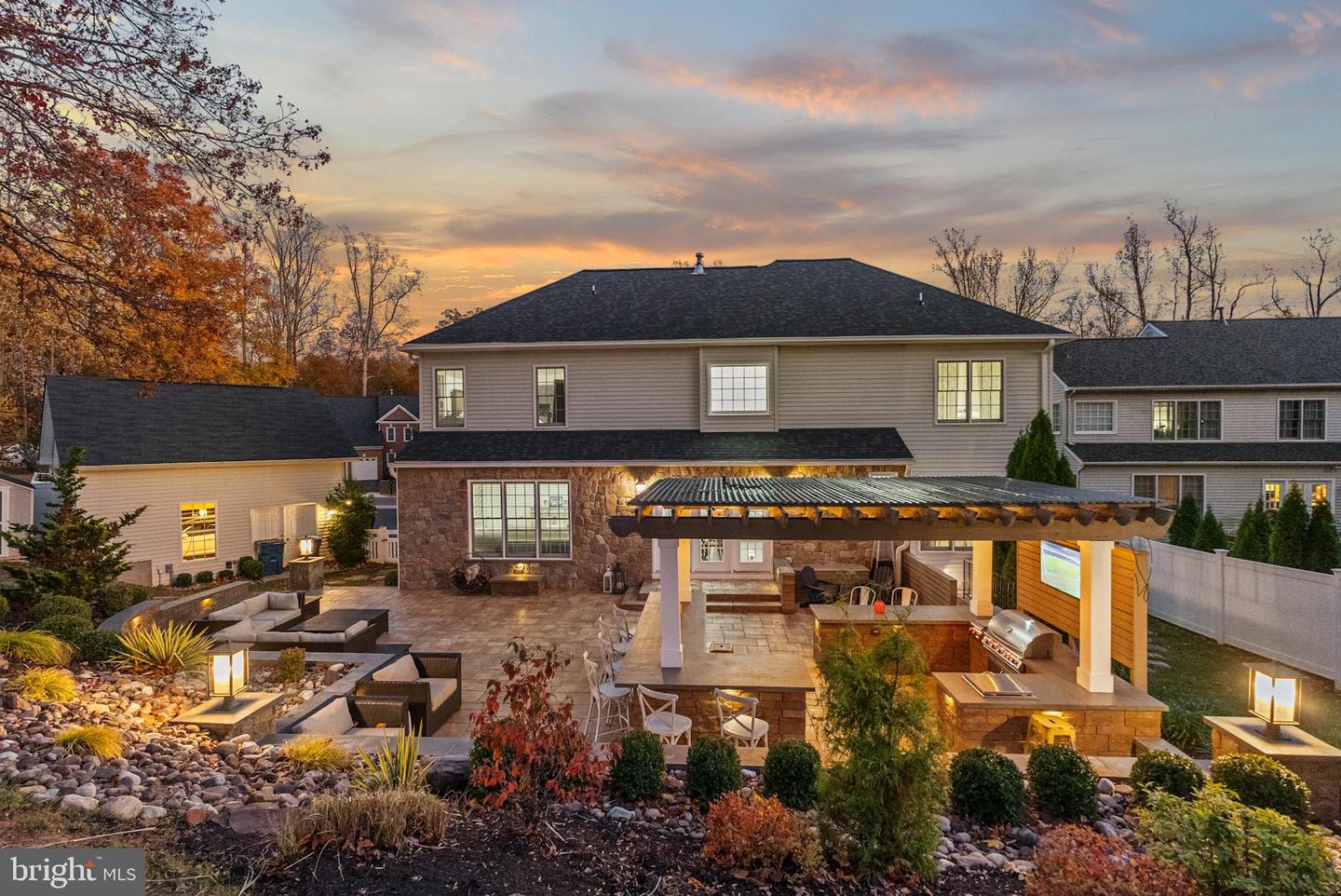 12882 CROUCH DR, FAIRFAX, Virginia 22030, 5 Bedrooms Bedrooms, ,4 BathroomsBathrooms,Residential,For sale,12882 CROUCH DR,VAFX2278164 MLS # VAFX2278164 12882 CROUCH DR, FAIRFAX, Virginia 22030, 5 Bedrooms Bedrooms, ,4 BathroomsBathrooms,Residential,For sale,12882 CROUCH DR,VAFX2278164 MLS # VAFX2278164