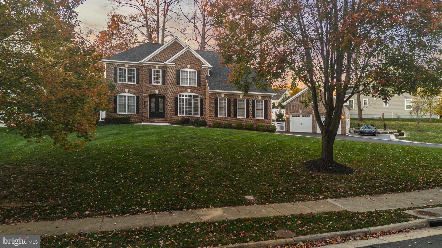 12882 CROUCH DR, FAIRFAX, Virginia 22030, 5 Bedrooms Bedrooms, ,4 BathroomsBathrooms,Residential,For sale,12882 CROUCH DR,VAFX2278164 MLS # VAFX2278164 12882 CROUCH DR, FAIRFAX, Virginia 22030, 5 Bedrooms Bedrooms, ,4 BathroomsBathrooms,Residential,For sale,12882 CROUCH DR,VAFX2278164 MLS # VAFX2278164