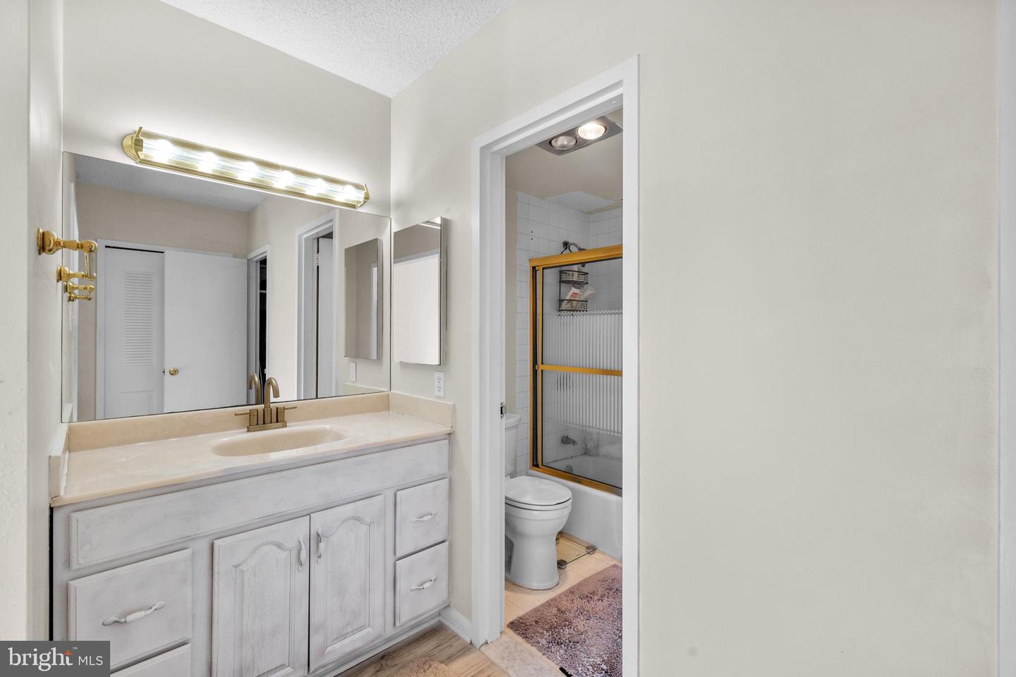 3701 S GEORGE MASON DR #2317N, FALLS CHURCH, Virginia 22041, 2 Bedrooms Bedrooms, ,2 BathroomsBathrooms,Residential,For sale,3701 S GEORGE MASON DR #2317N,VAFX2278204 MLS # VAFX2278204 3701 S GEORGE MASON DR #2317N, FALLS CHURCH, Virginia 22041, 2 Bedrooms Bedrooms, ,2 BathroomsBathrooms,Residential,For sale,3701 S GEORGE MASON DR #2317N,VAFX2278204 MLS # VAFX2278204