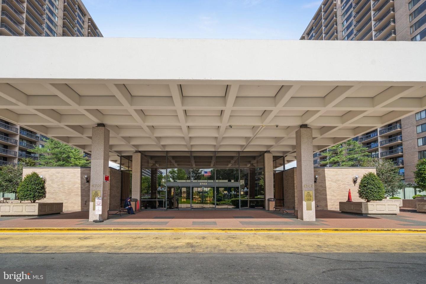 3701 S GEORGE MASON DR #2317N, FALLS CHURCH, Virginia 22041, 2 Bedrooms Bedrooms, ,2 BathroomsBathrooms,Residential,For sale,3701 S GEORGE MASON DR #2317N,VAFX2278204 MLS # VAFX2278204 3701 S GEORGE MASON DR #2317N, FALLS CHURCH, Virginia 22041, 2 Bedrooms Bedrooms, ,2 BathroomsBathrooms,Residential,For sale,3701 S GEORGE MASON DR #2317N,VAFX2278204 MLS # VAFX2278204