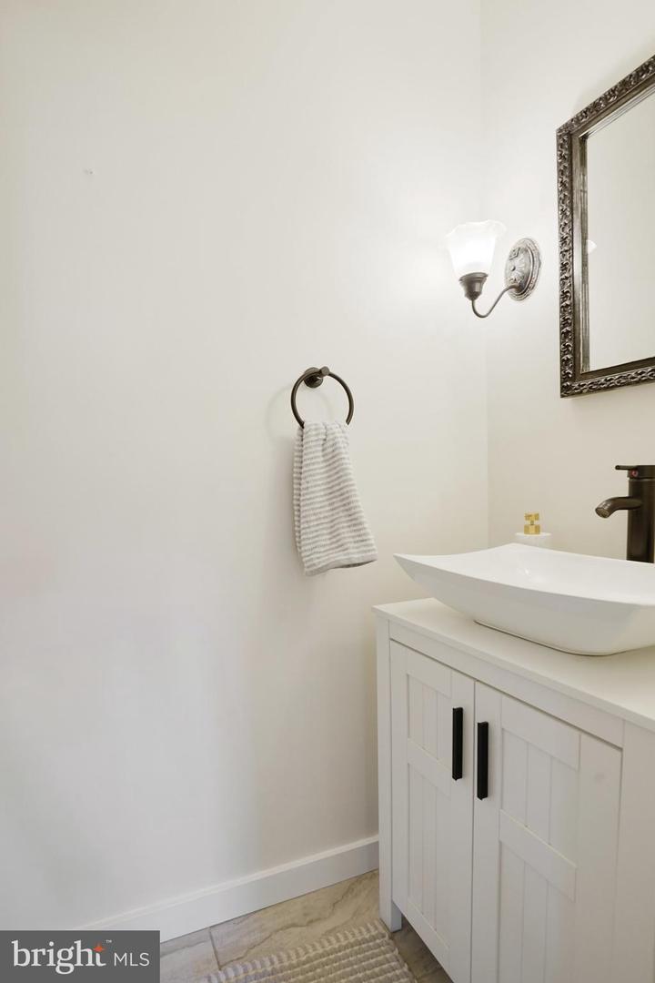 3135 14TH ST S, ARLINGTON, Virginia 22204, 4 Bedrooms Bedrooms, ,3 BathroomsBathrooms,Residential,For sale,3135 14TH ST S,VAAR2065816 MLS # VAAR2065816 3135 14TH ST S, ARLINGTON, Virginia 22204, 4 Bedrooms Bedrooms, ,3 BathroomsBathrooms,Residential,For sale,3135 14TH ST S,VAAR2065816 MLS # VAAR2065816