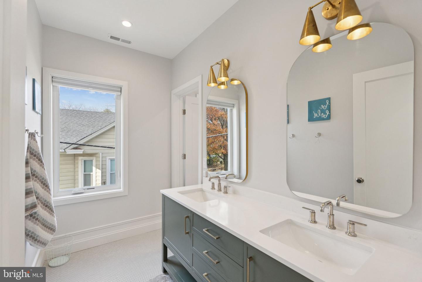 1708 LAWRENCE ST NE, WASHINGTON, District Of Columbia 20018, 6 Bedrooms Bedrooms, ,4 BathroomsBathrooms,Residential,For sale,1708 LAWRENCE ST NE,DCDC2230954 MLS # DCDC2230954 1708 LAWRENCE ST NE, WASHINGTON, District Of Columbia 20018, 6 Bedrooms Bedrooms, ,4 BathroomsBathrooms,Residential,For sale,1708 LAWRENCE ST NE,DCDC2230954 MLS # DCDC2230954