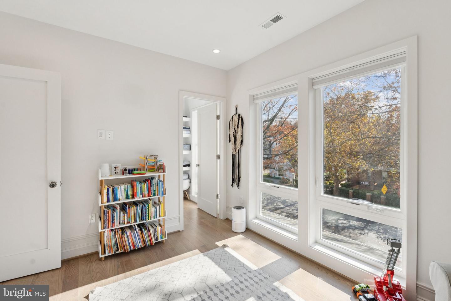 1708 LAWRENCE ST NE, WASHINGTON, District Of Columbia 20018, 6 Bedrooms Bedrooms, ,4 BathroomsBathrooms,Residential,For sale,1708 LAWRENCE ST NE,DCDC2230954 MLS # DCDC2230954 1708 LAWRENCE ST NE, WASHINGTON, District Of Columbia 20018, 6 Bedrooms Bedrooms, ,4 BathroomsBathrooms,Residential,For sale,1708 LAWRENCE ST NE,DCDC2230954 MLS # DCDC2230954