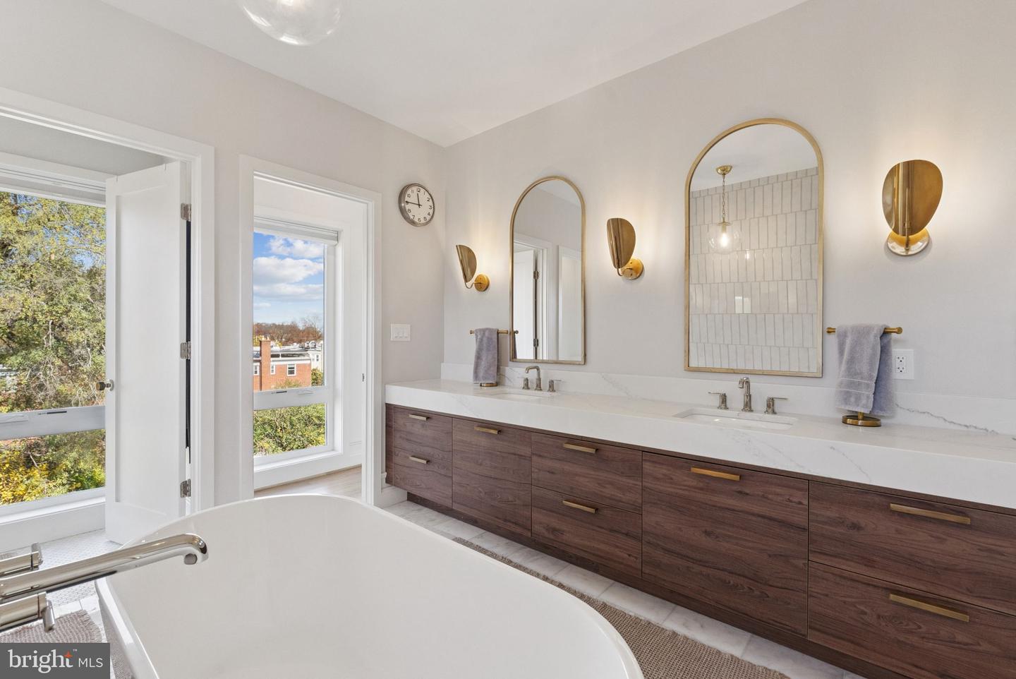 1708 LAWRENCE ST NE, WASHINGTON, District Of Columbia 20018, 6 Bedrooms Bedrooms, ,4 BathroomsBathrooms,Residential,For sale,1708 LAWRENCE ST NE,DCDC2230954 MLS # DCDC2230954 1708 LAWRENCE ST NE, WASHINGTON, District Of Columbia 20018, 6 Bedrooms Bedrooms, ,4 BathroomsBathrooms,Residential,For sale,1708 LAWRENCE ST NE,DCDC2230954 MLS # DCDC2230954