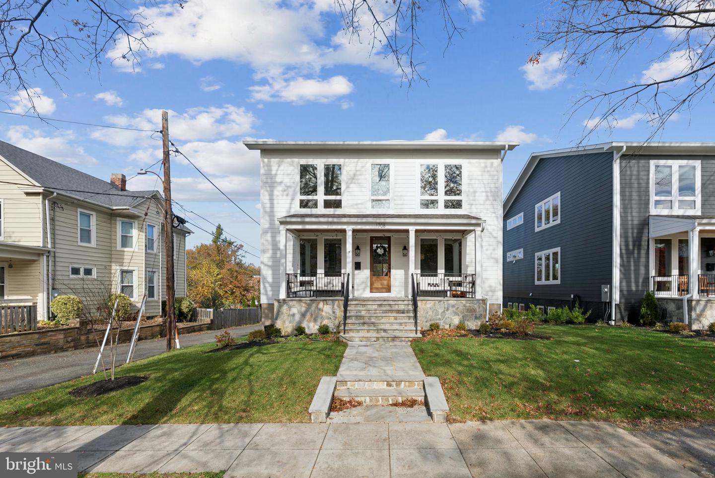 1708 LAWRENCE ST NE, WASHINGTON, District Of Columbia 20018, 6 Bedrooms Bedrooms, ,4 BathroomsBathrooms,Residential,For sale,1708 LAWRENCE ST NE,DCDC2230954 MLS # DCDC2230954 1708 LAWRENCE ST NE, WASHINGTON, District Of Columbia 20018, 6 Bedrooms Bedrooms, ,4 BathroomsBathrooms,Residential,For sale,1708 LAWRENCE ST NE,DCDC2230954 MLS # DCDC2230954
