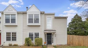 14002-C WALTER BOWIE LN, CENTREVILLE, Virginia 20121, 2 Bedrooms Bedrooms, ,3 BathroomsBathrooms,Residential,For sale,14002-C WALTER BOWIE LN,VAFX2278436 MLS # VAFX2278436